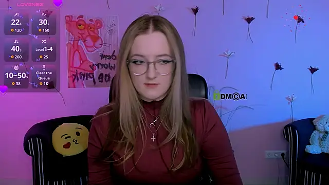 luna berryy online show from 28, 4, 2026