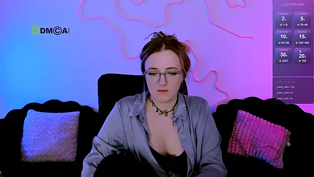 Snapshot of luna_berryy chatting on 25, 6, 2026 luna berryy online show from 25, 6, 2026