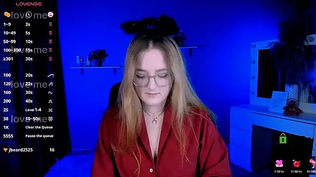 luna berryy online show from 2, 10, 2025