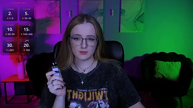 luna berryy online show from 31, 3, 2026