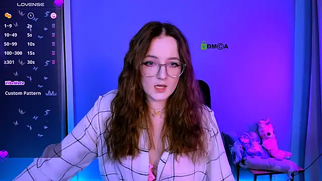 luna berryy online show from 18, 11, 2025