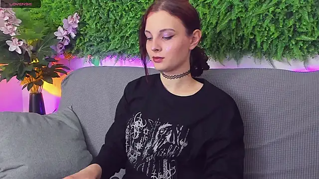 AprilAvery online show from 18, 3, 2025