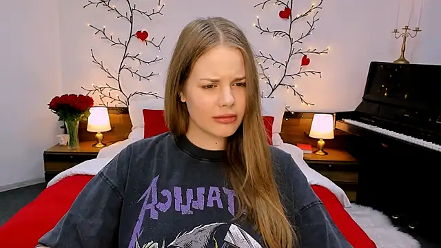 holy kitty online show from 12, 9, 2025