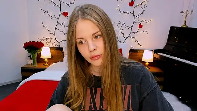 holy kitty online show from 13, 9, 2025