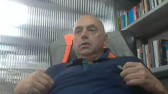 Snapshot of pantomax chatting on 9, 6, 2026 pantomax online show from 9, 6, 2026
