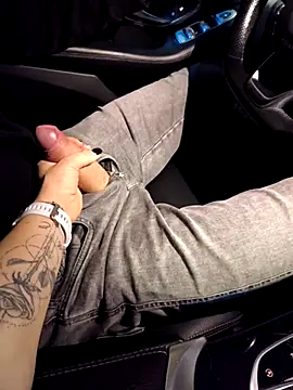 Secret couple  online show from 7, 3, 2025