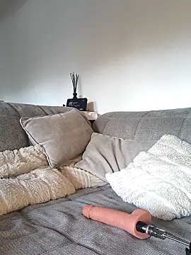 Secret couple  online show from 3, 4, 2026