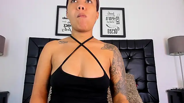 amberlitle online show from 27, 11, 2025