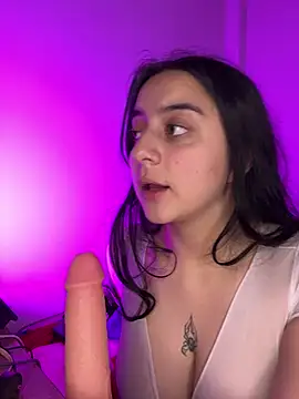 Cassie-millers online show from 20, 2, 2025