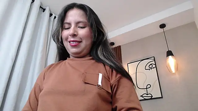 Sharlotte Milk online show from 6, 10, 2025