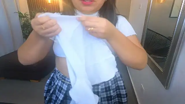 Sharlotte Milk online show from 21, 10, 2025