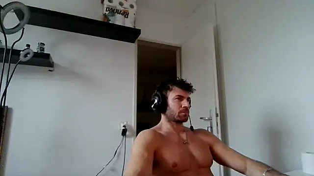 alpha-hunk online show from 19, 12, 2025