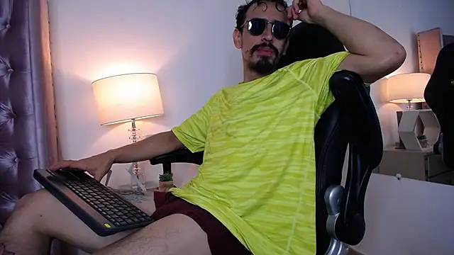 Sr Magnus  online show from 25, 9, 2025