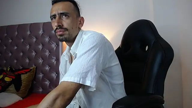 Sr Magnus  online show from 14, 10, 2025