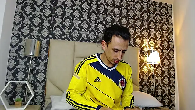 Sr Magnus  online show from 12, 3, 2025