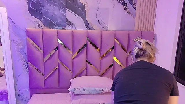 collegepawglovedaddy online show from 25, 3, 2026