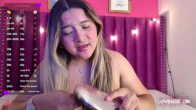 collegepawglovedaddy online show from 5, 3, 2025