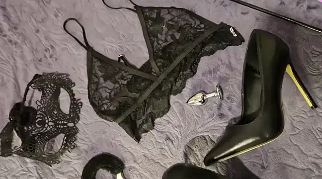 culbutemoi4 online show from 17, 3, 2025