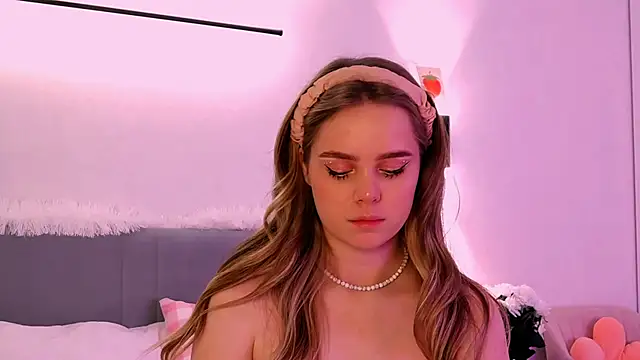 SIlviaBeyt online show from 14, 3, 2025