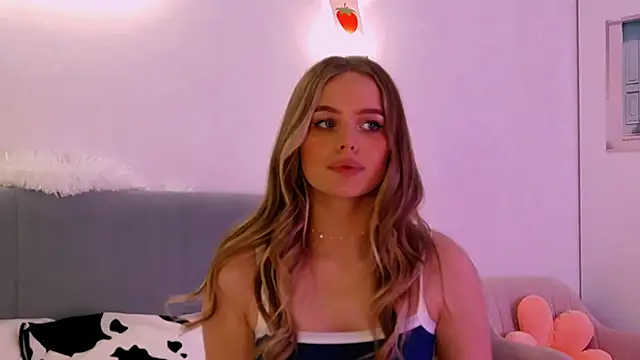 SIlviaBeyt online show from 6, 3, 2025