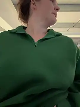 BustyBonnieUK online show from 4, 3, 2025