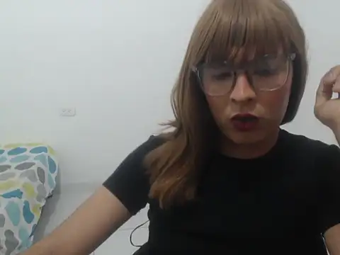 estefania224 online show from 17, 3, 2026