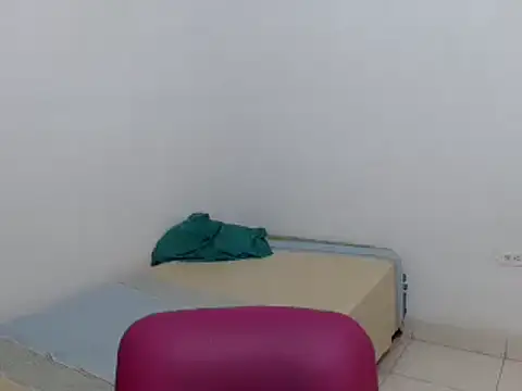 estefania224 online show from 6, 3, 2025