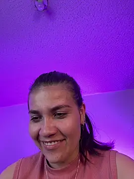 aurora divine online show from 25, 3, 2026