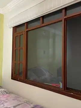 aurora divine online show from 28, 9, 2025