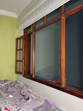 aurora divine online show from 2, 10, 2025