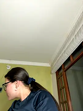 aurora divine online show from 15, 11, 2025