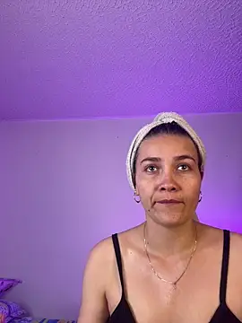 aurora divine online show from 29, 3, 2026