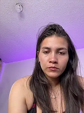 aurora divine online show from 30, 4, 2026