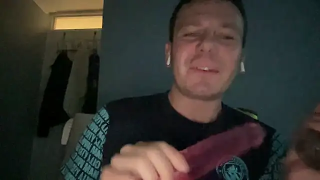 Snapshot of GotItGoin chatting on 28, 9, 2025 GotItGoin online show from 28, 9, 2025