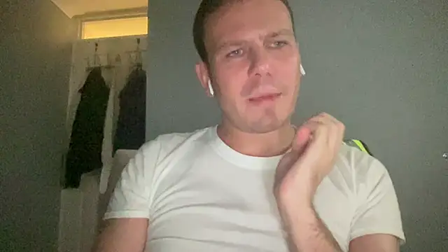 Snapshot of GotItGoin chatting on 25, 9, 2025 GotItGoin online show from 25, 9, 2025