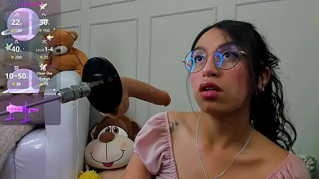 MadyJackson online show from 11, 9, 2025