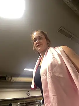 Snapshot of _linarose chatting on 12, 12, 2024 linarose online show from 12, 12, 2024