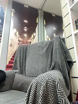 Snapshot of _linarose chatting on 18, 12, 2024 linarose online show from 18, 12, 2024