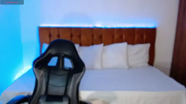 alexiaaross online show from 24, 10, 2025