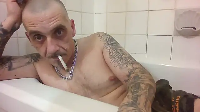 CandiedPompano online show from 26, 9, 2025