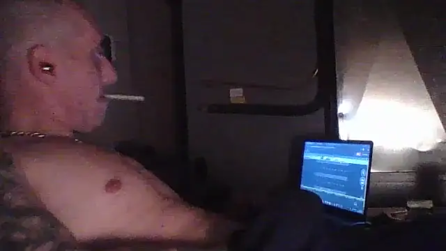 CandiedPompano online show from 30, 10, 2025