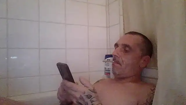 Snapshot of CandiedPompano chatting on 21, 12, 2025 CandiedPompano online show from 21, 12, 2025