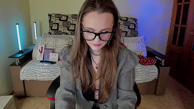 VeronikaVel online show from 10, 4, 2026