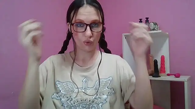 LolaBoobs online show from 1, 2, 2026