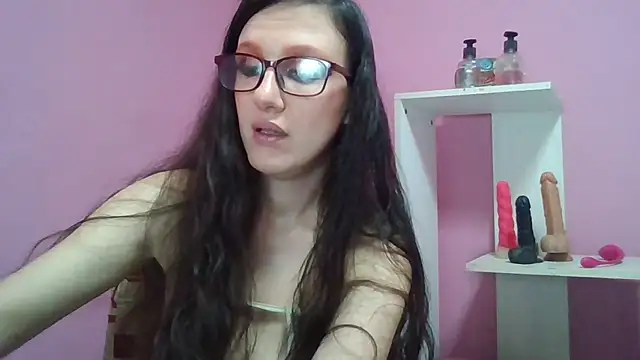 LolaBoobs online show from 2, 4, 2026