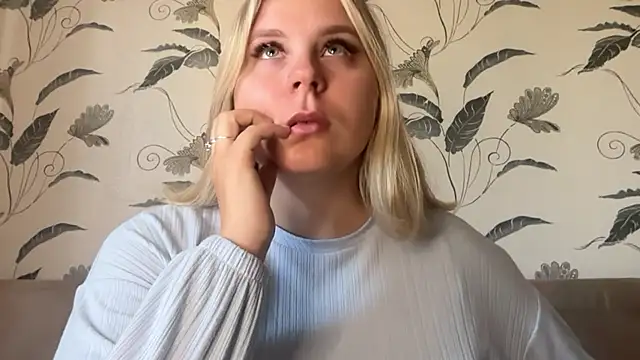 Thalia  Star online show from 25, 9, 2025