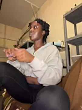 choclatepeaach online show from 5, 2, 2026