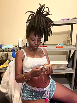 choclatepeaach online show from 30, 10, 2025