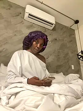 choclatepeaach online show from 2, 12, 2025