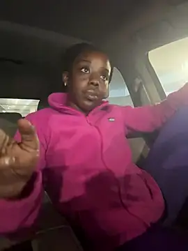 choclatepeaach online show from 31, 3, 2026